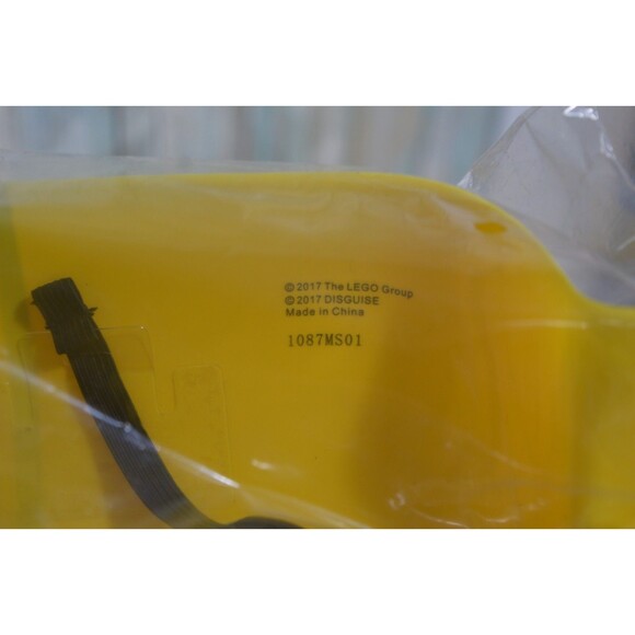 New LEGO Mask & Hands Set NIP Construction Worker Minifigure Halloween Costume - Picture 3 of 4